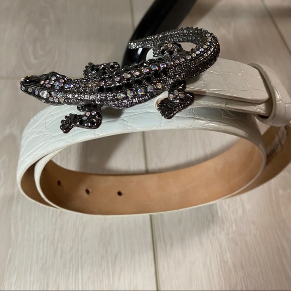 Ambrosi Abrianna white crocodile leather belt XS - Picture 12 of 16